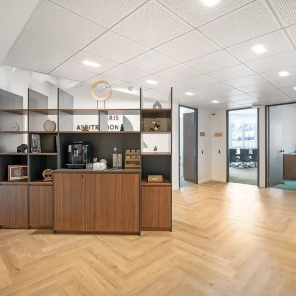 Espace indépendant 434 m² 77 postes Location bureau Rue Saint Denis Paris 75002 - photo 6