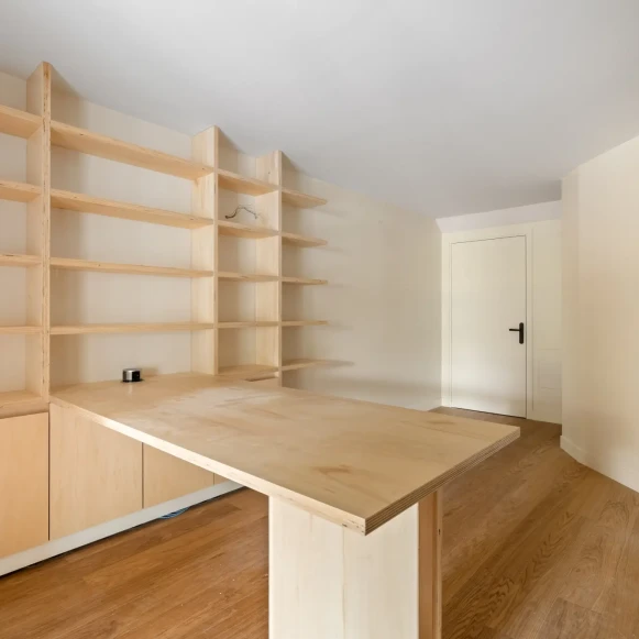 Espace indépendant 325 m² 36 postes Location bureau Cours Albert 1er Paris 75008 - photo 2