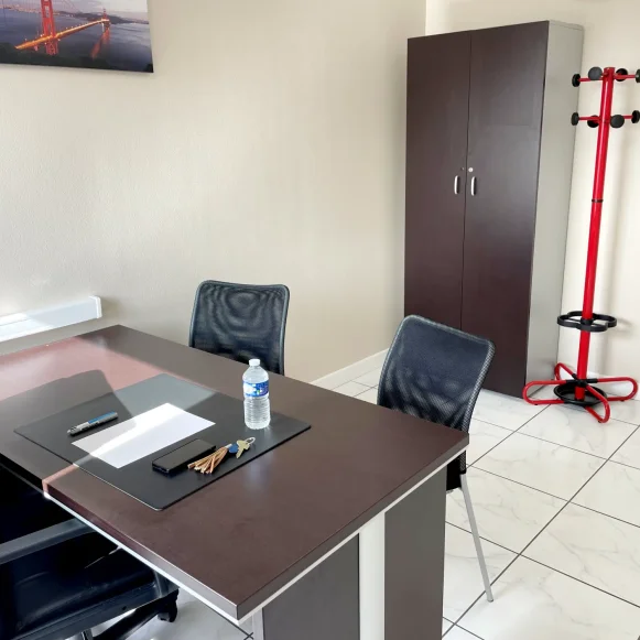 Bureau privé 12 m² 1 poste Location bureau Avenue Charles de Gaulle Neuilly-sur-Seine 92200 - photo 2