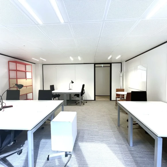 Espace indépendant 600 m² 80 postes Location bureau Rue de Rouvray Neuilly-sur-Seine 92200 - photo 7