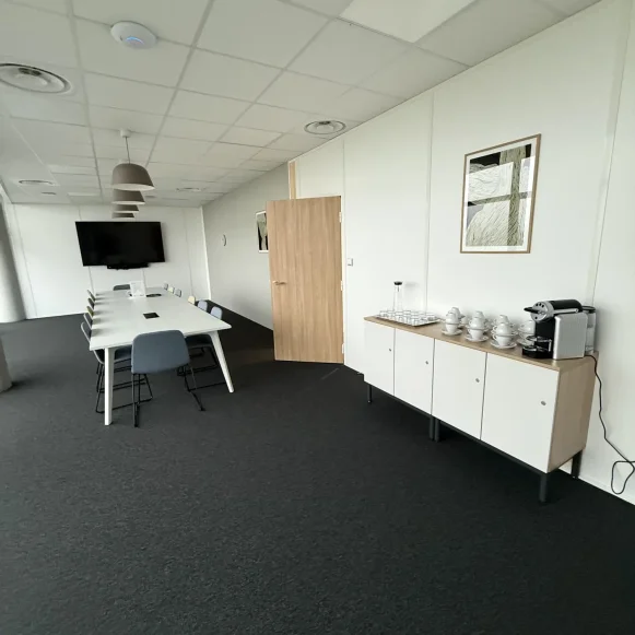 Bureau privé 5 m² 1 poste Location bureau Avenue François Pignier Bourg-en-Bresse 01000 - photo 10