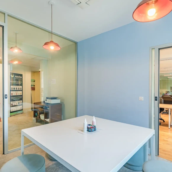 Bureau privé 50 m² 18 postes Location bureau Boulevard de Sébastopol Paris 75002 - photo 6