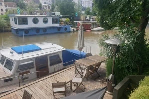 Open Space - 92130 - 9 postes - 420€