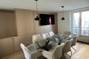 Espace indépendant - 75003 - 8 postes - 4000€