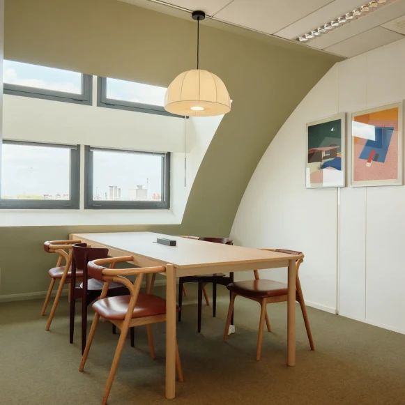 Bureau privé 52 m² 12 postes Coworking Rue de Sofia Paris 75018 - photo 5