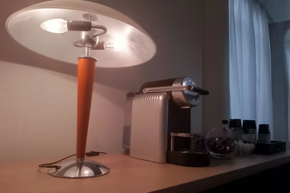 Bureau privé - 75011 - 5 postes - 350€