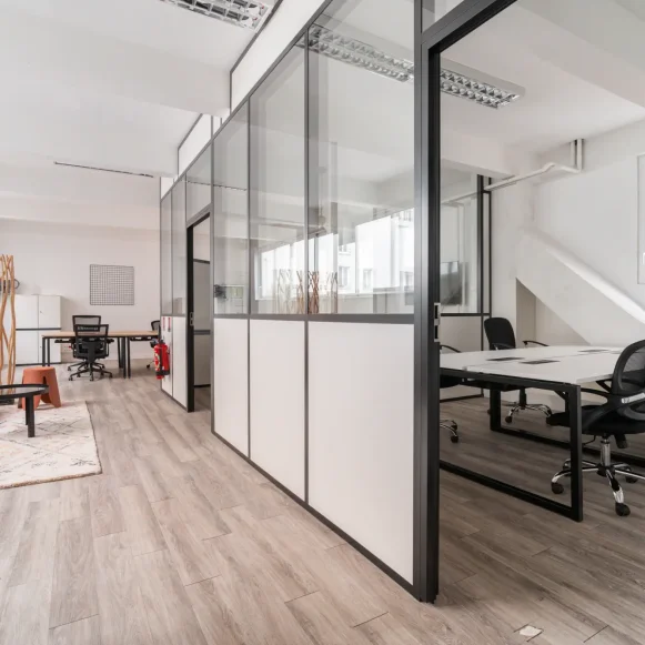 Espace indépendant 96 m² 12 postes Coworking Rue de Charonne Paris 75011 - photo 3
