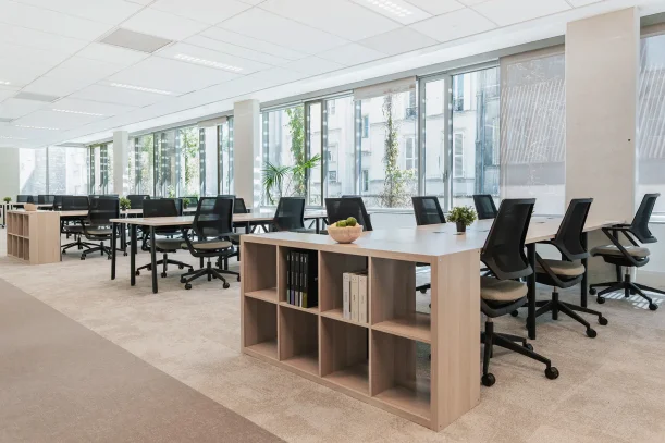 Espace indépendant - 75018 - 45 postes - 27766€