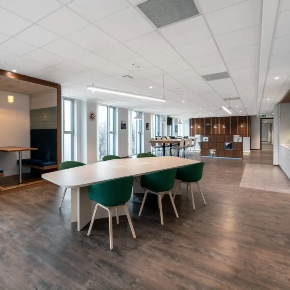 Bureau privé 15 m² 3 postes Coworking Rue de Bellain Douai 59500 - photo 1