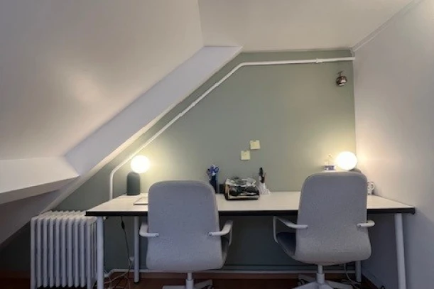 Espace indépendant - 75009 - 2 postes - 550€