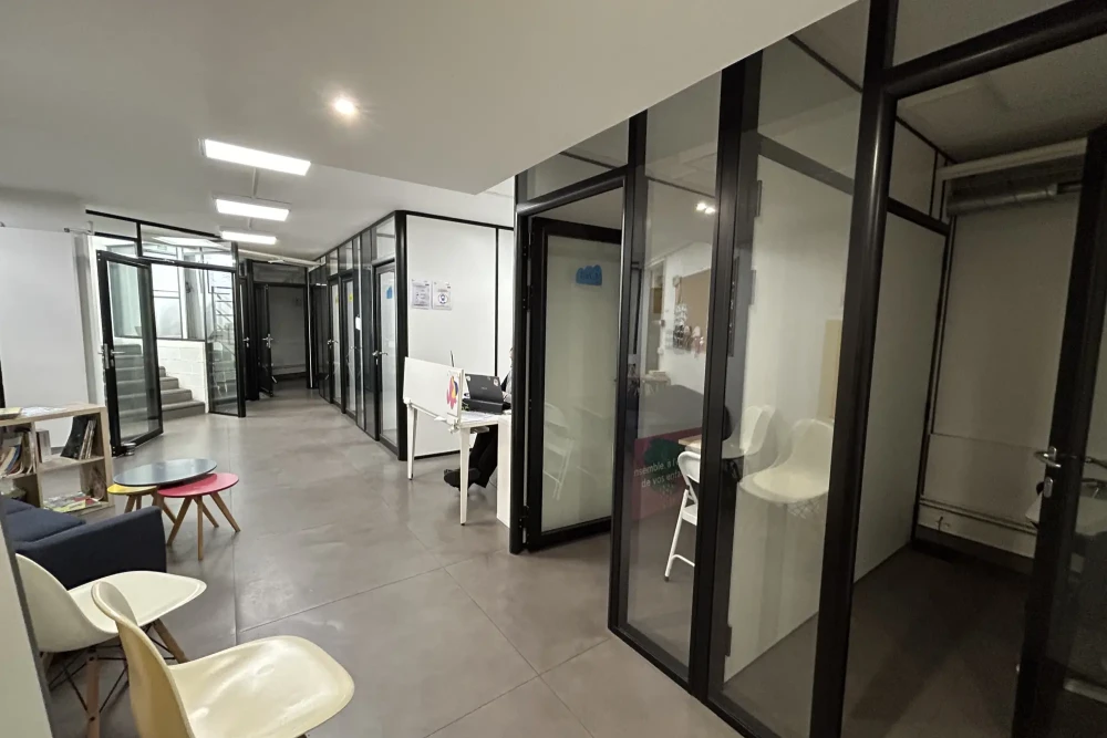 Bureau privé - 75012 - 25 postes - 7500€