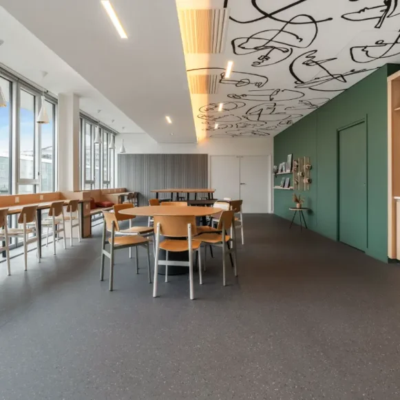 Bureau privé 259 m² 30 postes Location bureau Avenue de France Paris 75013 - photo 4