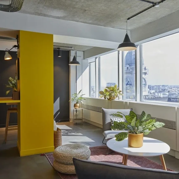 Bureau privé 38 m² 12 postes Coworking Rue de Bercy Paris 75012 - photo 1