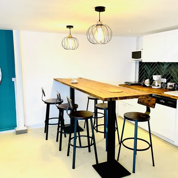 Open Space  20 postes Coworking Rue de Lodi Marseille 13006 - photo 3