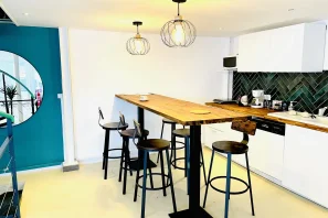 Open Space - 13006 - 20 postes - 150€