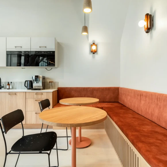 Espace indépendant 156 m² 22 postes Location bureau Rue Oberkampf Paris 75011 - photo 7