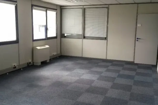 Bureau privé - 31100 - 4 postes - 835€