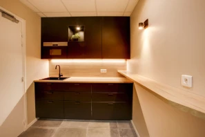 Bureau privé - 75008 - 4 postes - 1990€