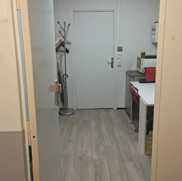 Bureau privé 10 m² 2 postes Location bureau Avenue Michelet Saint-Ouen-sur-Seine 93400 - photo 3