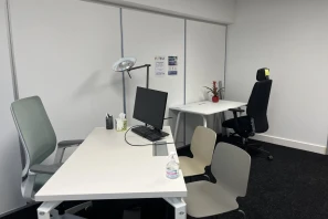 Bureau privé - 75013 - 4 postes - 1465€