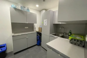 Bureau privé - 75010 - 7 postes - 1600€