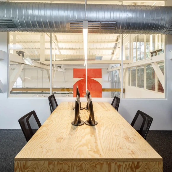Bureau privé 60 m² 17 postes Coworking Rue de la Révolution Montreuil 93100 - photo 10