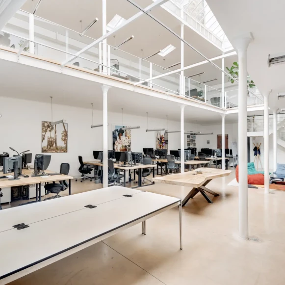 Espace indépendant 548 m² 70 postes Location bureau Rue Deguerry Paris 75011 - photo 3