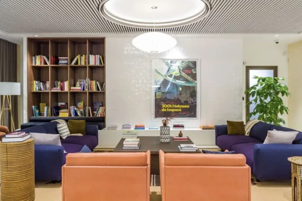 Bureau privé - 75008 - 8 postes - 6400€