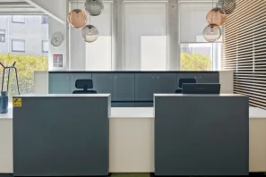 Bureau privé - 49000 - 3 postes - 740€