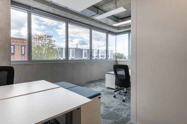 Bureau privé - 59000 - 4 postes - 1600€