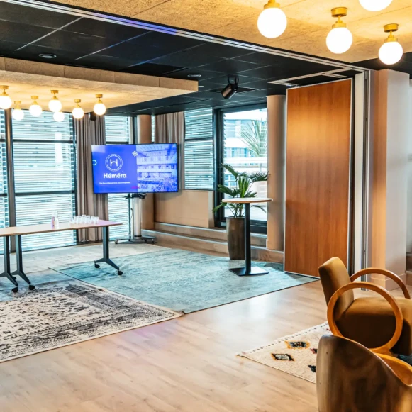 Bureau privé 28 m² 8 postes Location bureau Avenue Emile Counord Bordeaux 33300 - photo 8