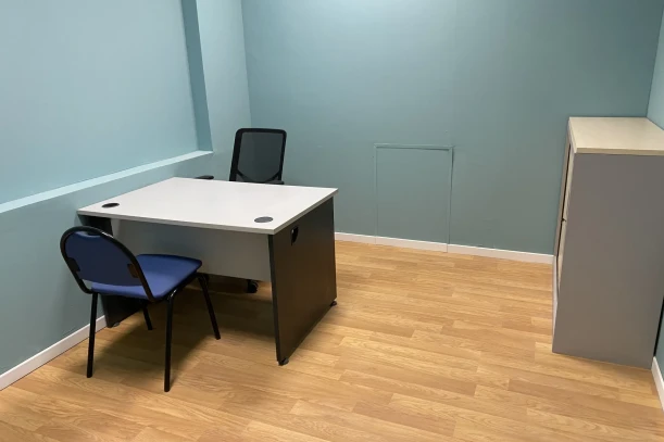 Bureau privé - 78990 - 1 poste - 297€