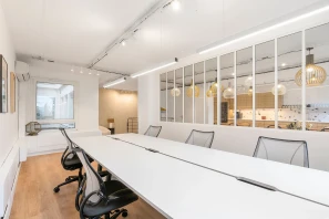 Espace indépendant - 75008 - 28 postes - 17000€