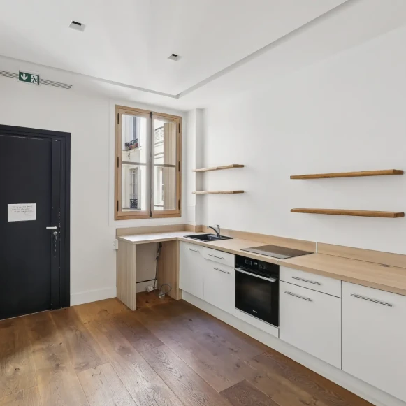 Espace indépendant 180 m² 32 postes Location bureau Rue Bergère Paris 75009 - photo 9