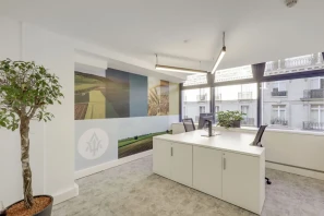 Open Space - 75017 - 17 postes - 500€