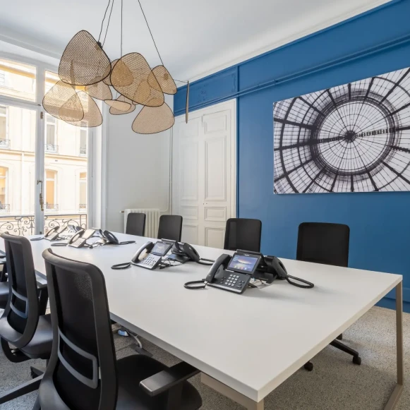 Bureau privé 25 m² 8 postes Location bureau Rue de l'Arcade Paris 75008 - photo 1