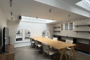 Espace indépendant - 75009 - 10 postes - 5500€