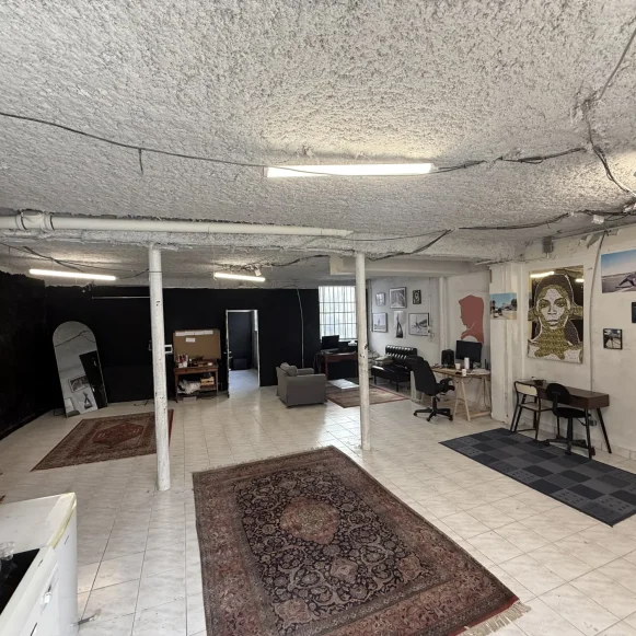 Espace indépendant 100 m² 12 postes Location bureau Rue Pétion Paris 75011 - photo 3