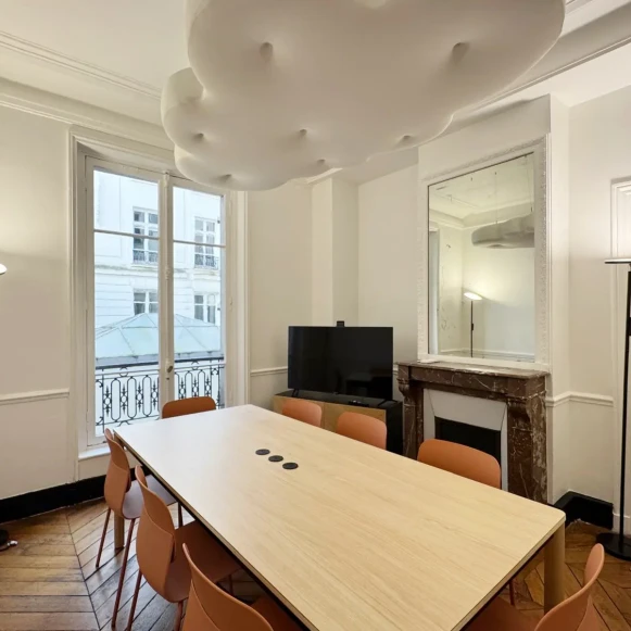 Espace indépendant 100 m² 18 postes Location bureau Rue de Châteaudun Paris 75009 - photo 3