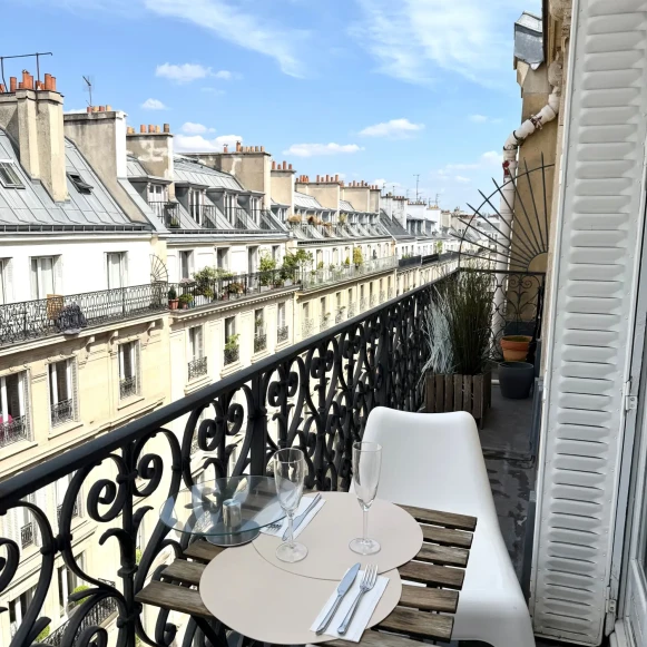 Bureau privé 18 m² 4 postes Location bureau Rue d'Édimbourg Paris 75008 - photo 6