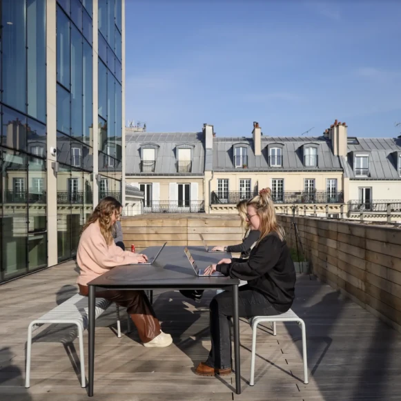Bureau privé 25 m² 5 postes Coworking Avenue Trudaine Paris 75009 - photo 6