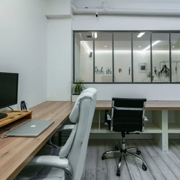 Espace indépendant 190 m² 36 postes Coworking Rue de Sévigné Paris 75003 - photo 7