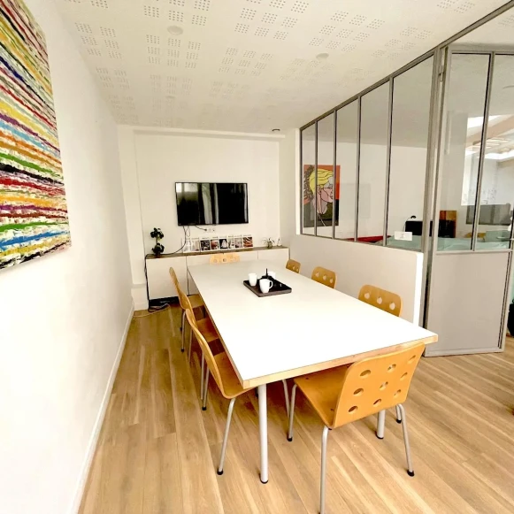 Open Space  4 postes Coworking Rue Saint-Gilles Paris 75003 - photo 3