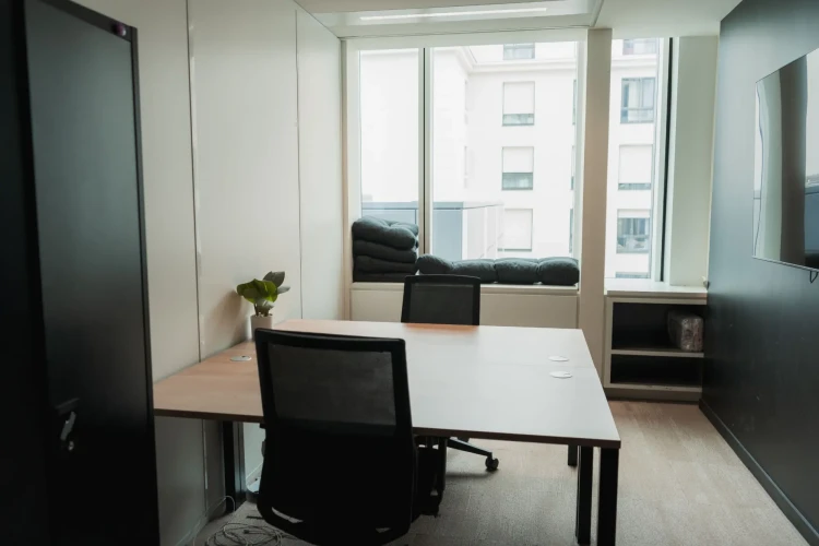 Bureau privé - 92300 - 30 postes - 13650€