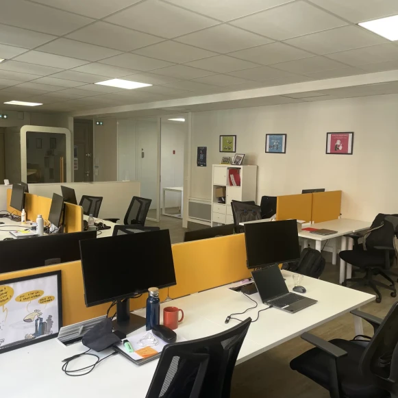 Bureau privé 148 m² 15 postes Coworking Place de la Gare Lille 59800 - photo 1