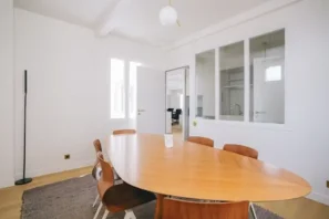 Bureau privé - 75010 - 2 postes - 950€