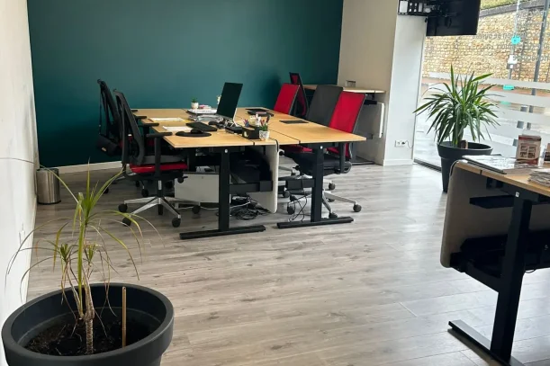 Espace indépendant - 92370 - 6 postes - 1490€