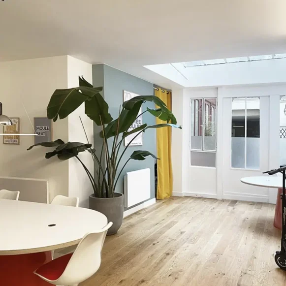 Espace indépendant 140 m² 18 postes Location bureau Rue Saint-Louis en l'Île Paris 75004 - photo 6