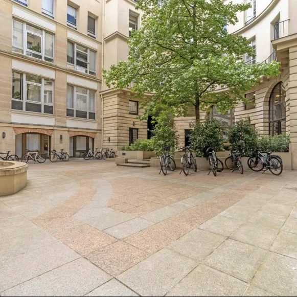 Espace indépendant 231 m² 40 postes Location bureau Rue du Sentier Paris 75002 - photo 8