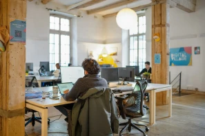 Bureau privé - 13007 - 6 postes - 1680€